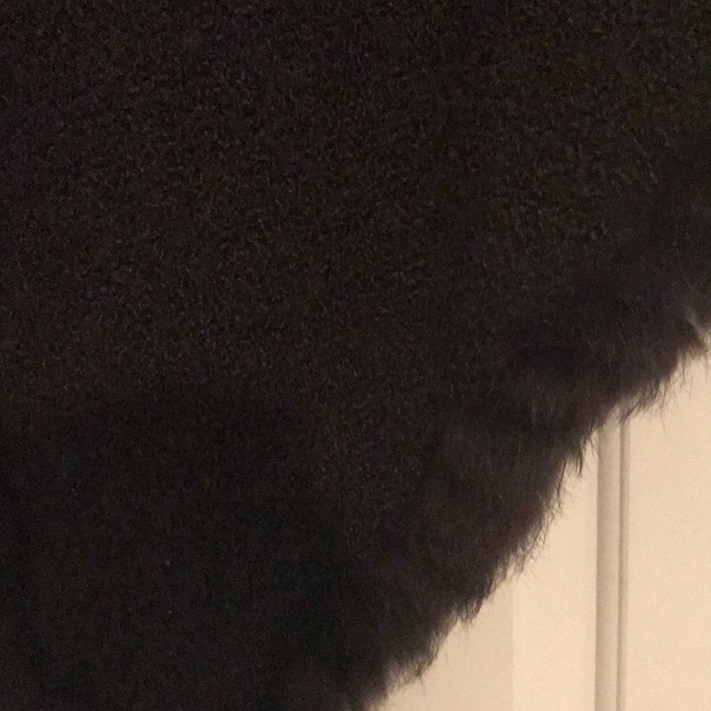 Shawl - Picture 3 of 3